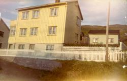 Honningsvåg. Gjenreisning. Permanent hus nr.2 etter krigen. 