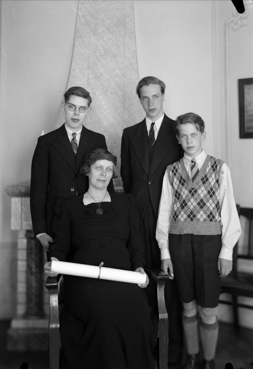 Doktor Beckman med familj i hemmet, Uppsala 1937