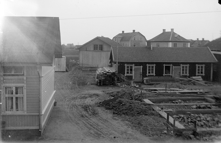 Kvänums samhälle 1920-talet..
Nuvarande Sveagatan-Torggatan i förgrunden.