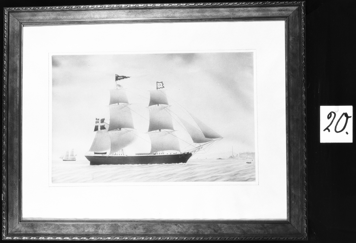 Fotografi av Briggen Per, efter akvarell. Fartygsutställningen i Gävle år 1933. Ägare Gefle Fartygsbefälhavaresällskap.
