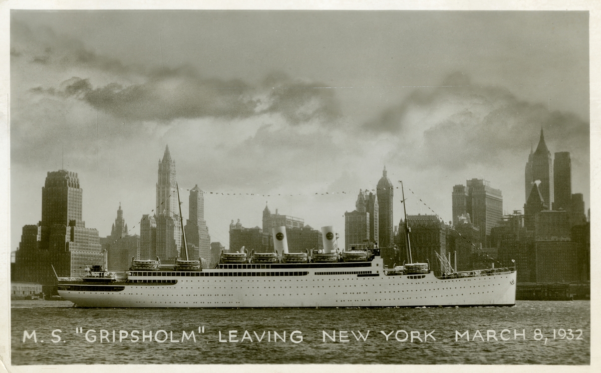 M/S GRIPSHOLM lämnar New York 1932.