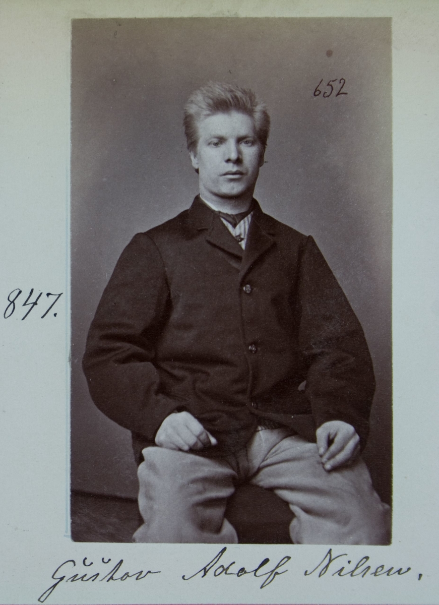 Fangeportrett, Gustav Adolf Nilsen