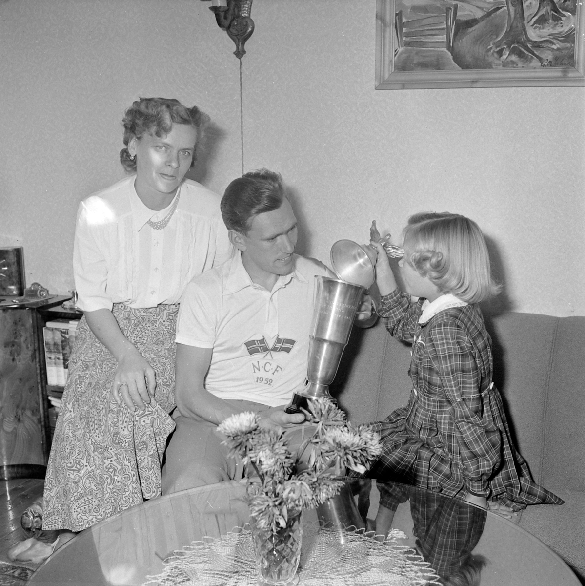 Odd Berg med kona Reidun og datter