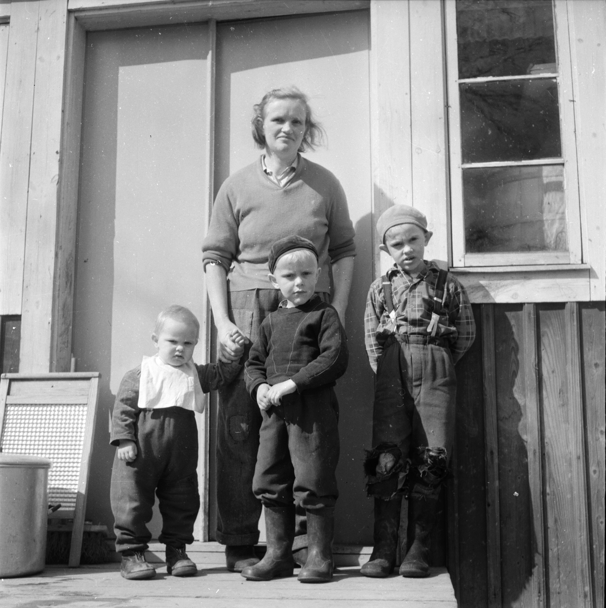 Vittsjöbo. Familjen Rasmusson Mållångsbo
10/5-1960