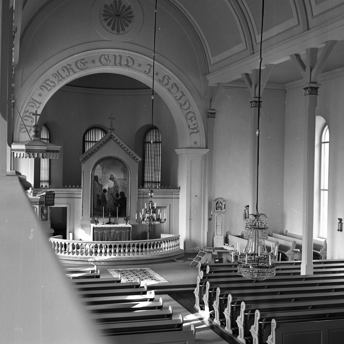 Vederslövs nya kyrka. Interiör. 19 mars 1964.