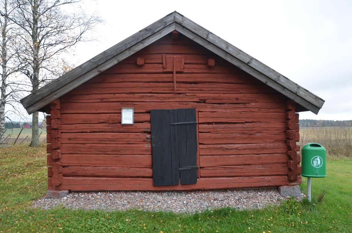 Bastu vid Huddunge hembygdsgård, Huddunge socken, Uppland 2014