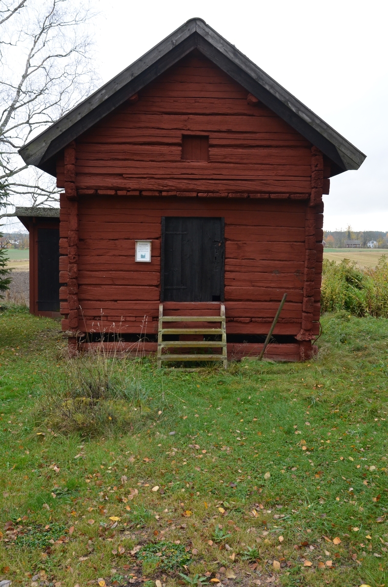 Ravastboden vid Huddunge hembygdsgård, Prästgården 1:1, Huddunge socken, Uppland 2014