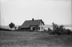 Antatt eiendommen Bakketun i Bjørnsgårdgutua, Østre Toten. F