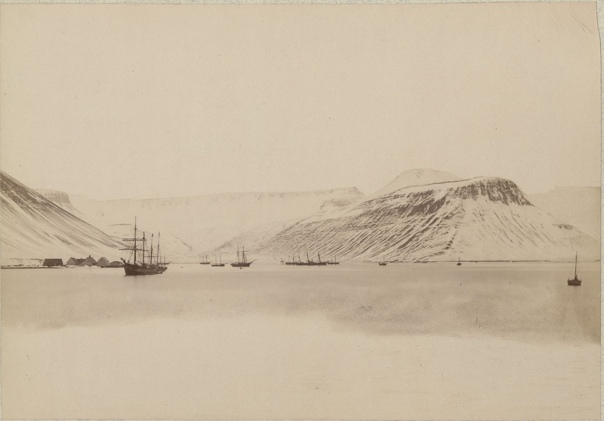 Isafjord Havn, 22 mai 1887 [Fotografi]