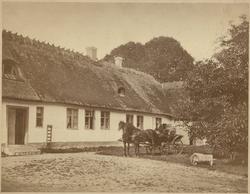 Aversi Præstegaard [Fotografi]