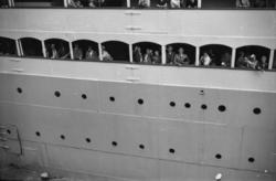 "September 1960"."Amerika folke kjem heim" .DS «Stavangerfjo