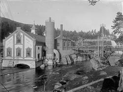 Kraftstasjonen Tinfos I oktober 1907, sett fra øst.