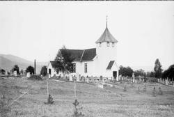 Repro: Fåberg kirke m/kirkegård, Lillehammer