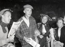 Fransk festival.
Fra det franske ball i Grand Hotell Royal.