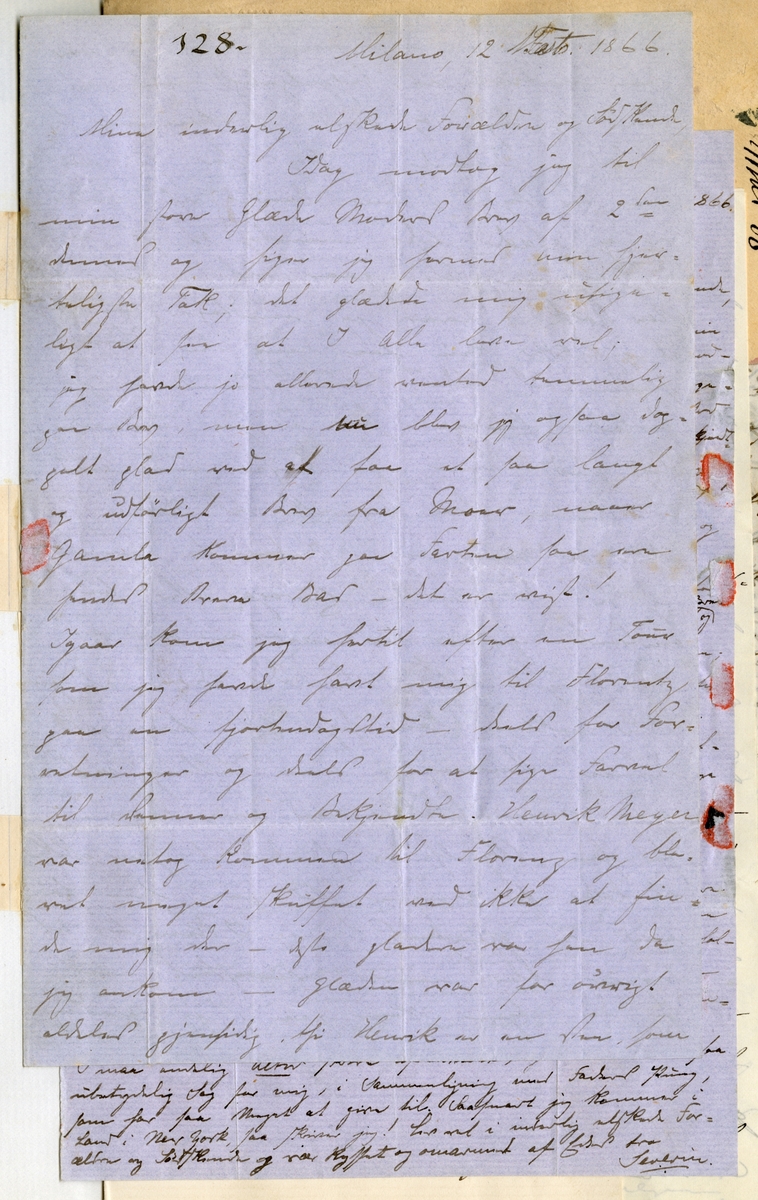 Fotoalbum etter Lorentz Severin Skougaard.
Lorentz Severin Skougaard (født 11. mai 1837 i Farsund, død 1885 i New York) var en norskfødt tenor. Han var bror til offiseren Johan Skougaard.
I New York, hvor Skougaard senere døde, ble han en fetert sangpedagog. Hans gravminne ses på Langesund kirkegård i Telemark.