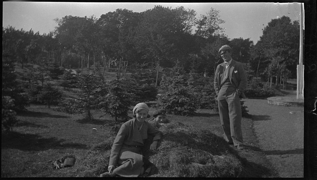 Bilder fra turer i Stavanger med Per og Alf Årseth, Annie Kamsrud og Finn Johannessen.