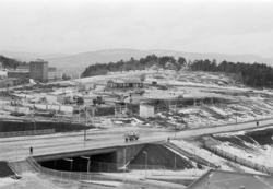 Ryenkrysset. Det nye verkstedet for Harald A. Møller bygges 