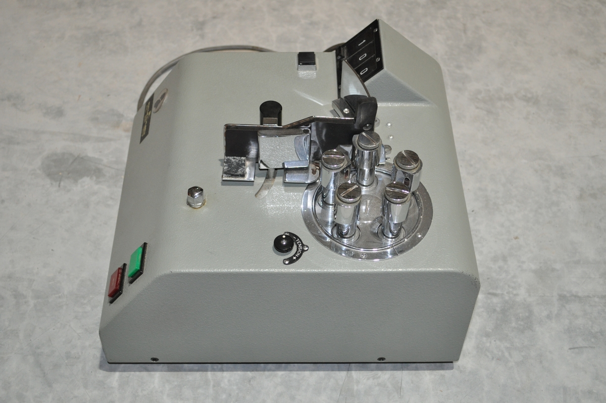 Seddeltellemaskin for bruk ved større postkontorer.