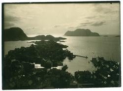 Utsikt over Ålesund, sett fra Aksla mot vest.