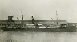 D/S 'Freidig' (b. 1882) liggende til kai på ukjent sted