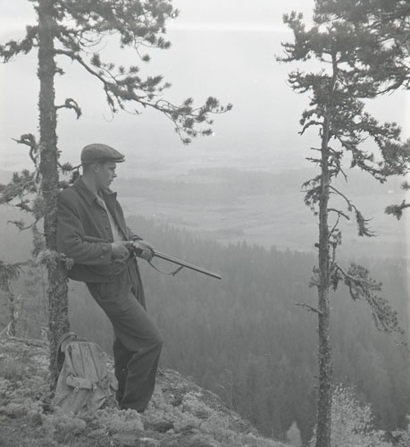 Tage på pass med geväret, Mobyn hösten 1951.