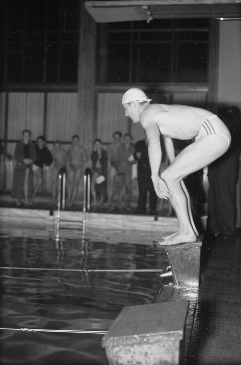 Skolungdomens simningar, Uppsala 1945