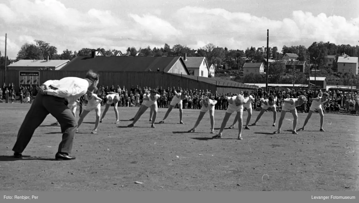 Turnstevne På Levanger Stadion Levanger Fotomuseum Digitaltmuseum 