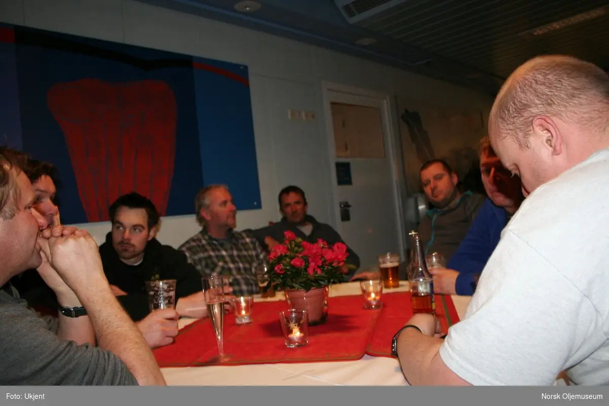 Alkoholfritt øl serveres på Draugen 1.juledag i 2010.