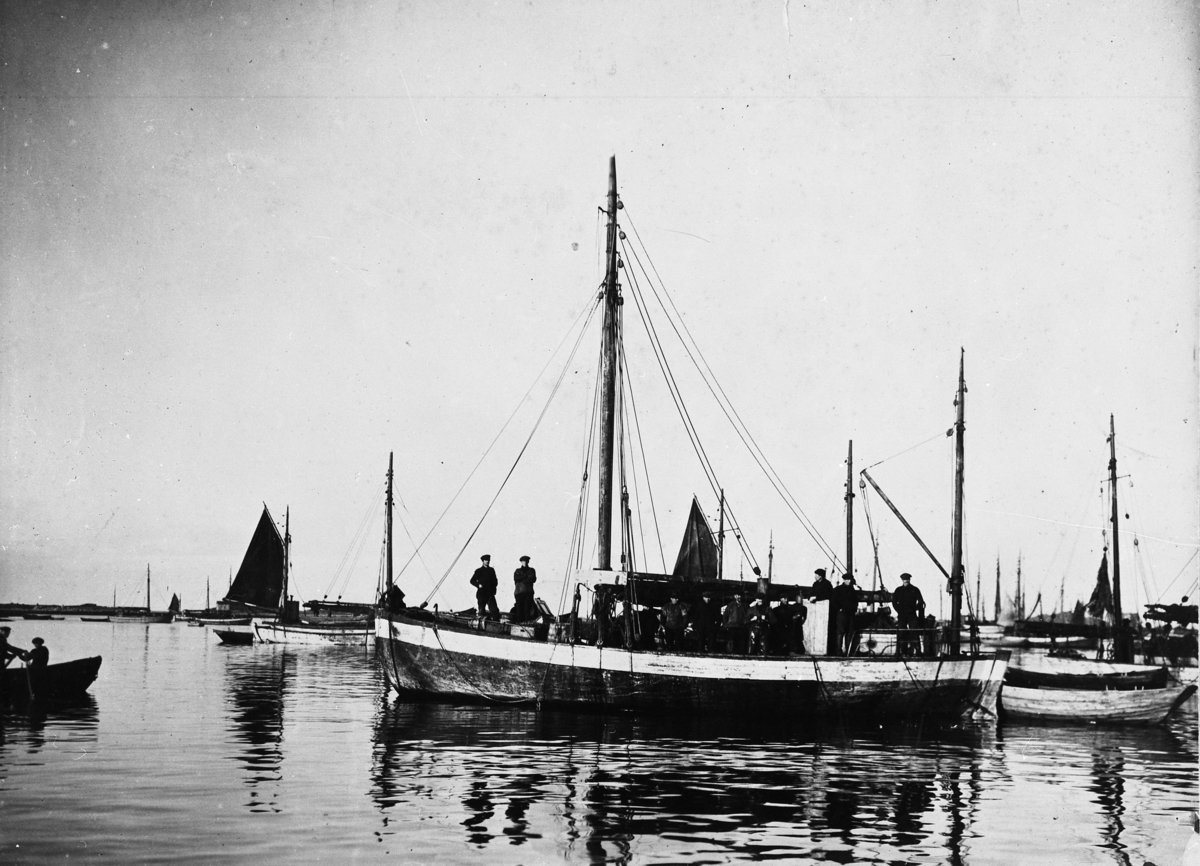 Fiskebåter. Ca.1910.
