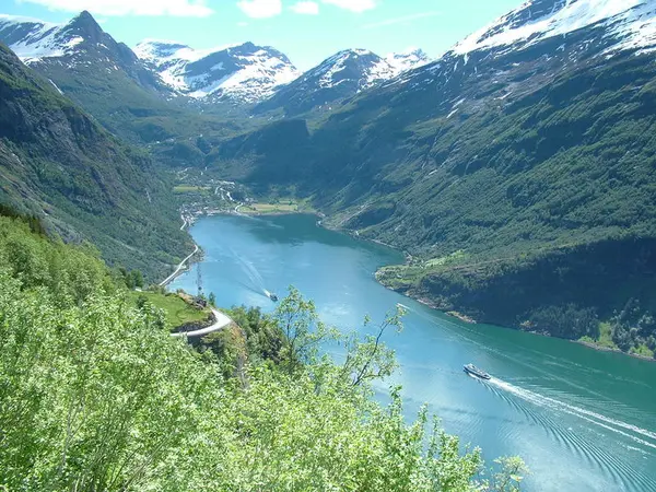 Vestnorsk fjordlandskap