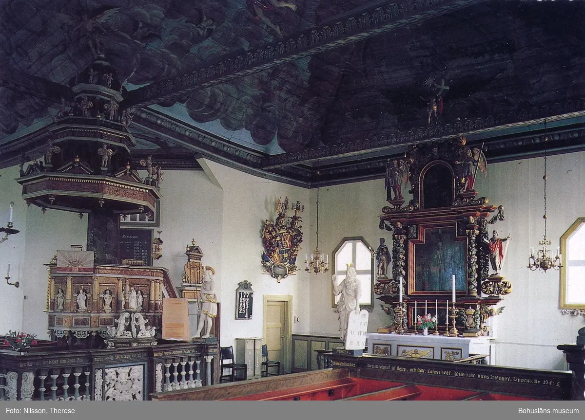 Text till bilden: "Kungälvs kyrka. Interiör".
