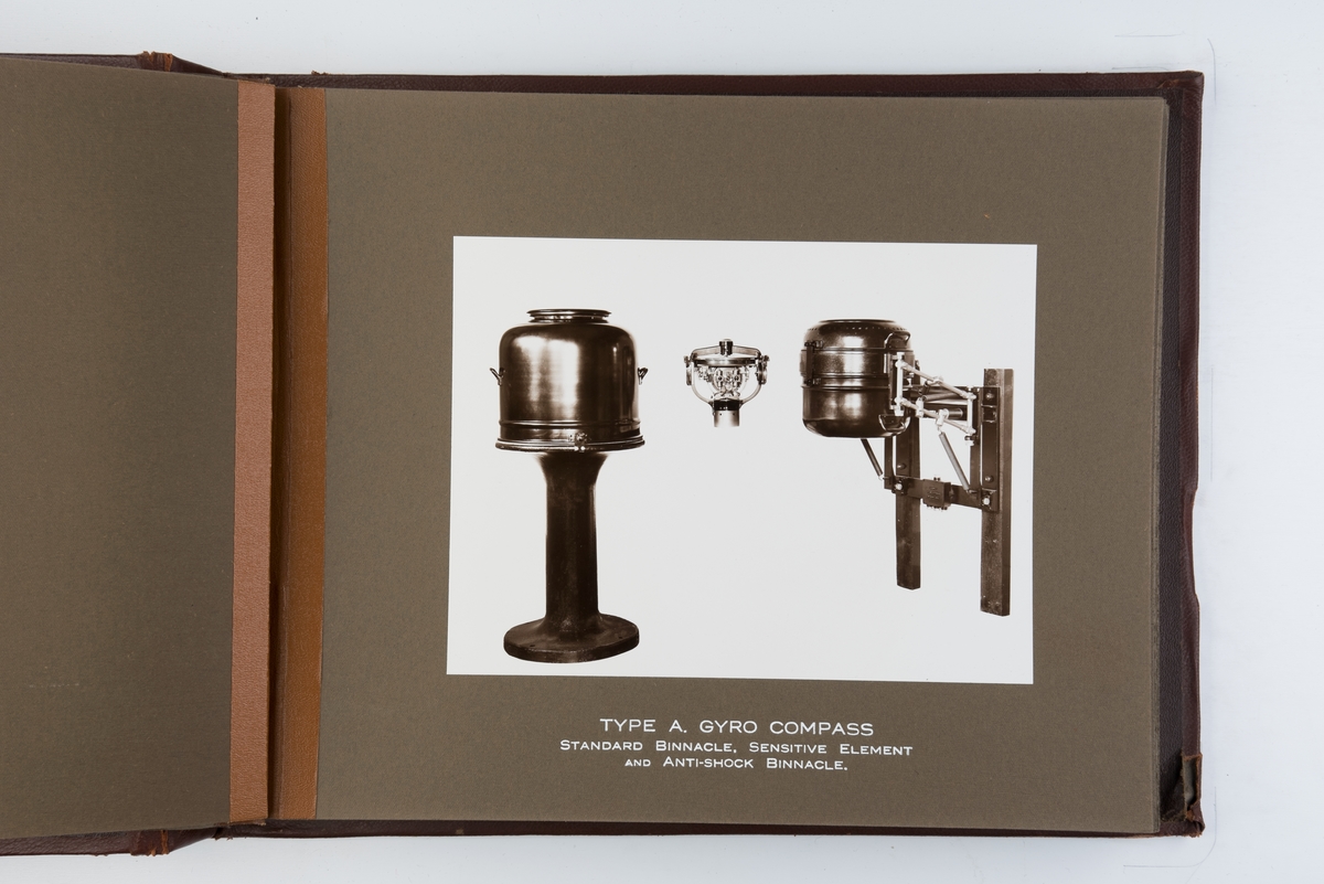 Album med fotografier av gyrokompass og navigasjonsinstrumenter.