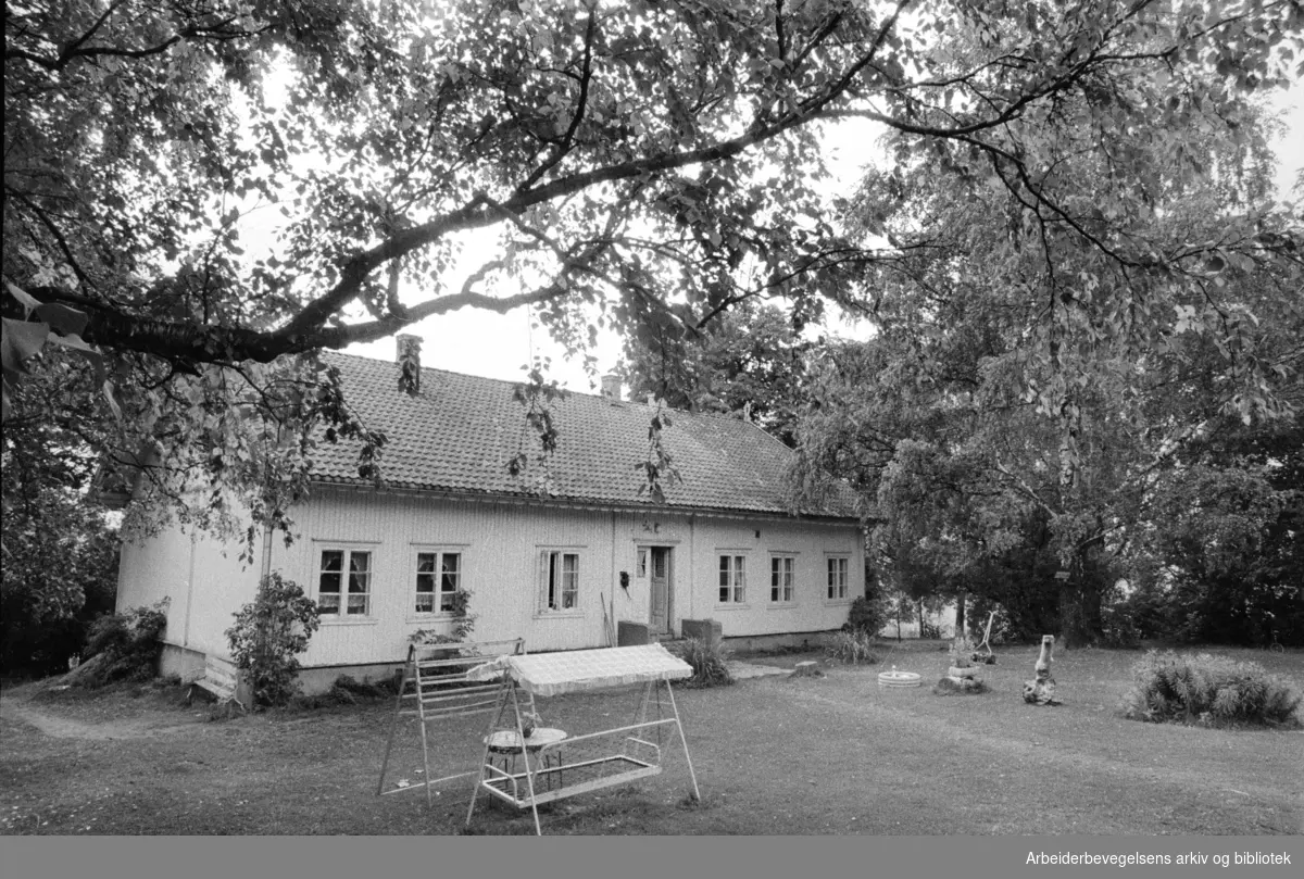 Årvoll gård. September 1971