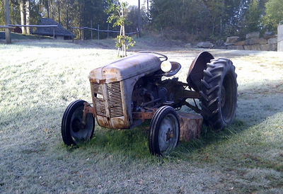 Gråtass – traktoren som bygde landet