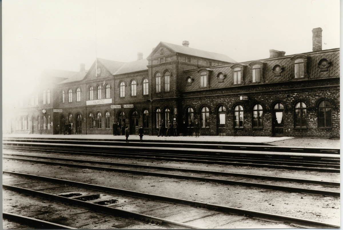 Halmstad station 1920-talet.