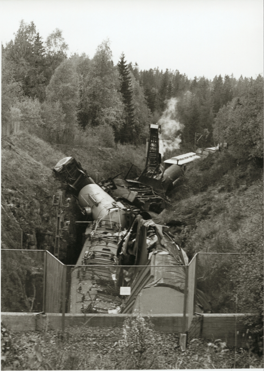 Tågolycka öster om Hindås. På linjen mellan Härryda och Rävlanda.