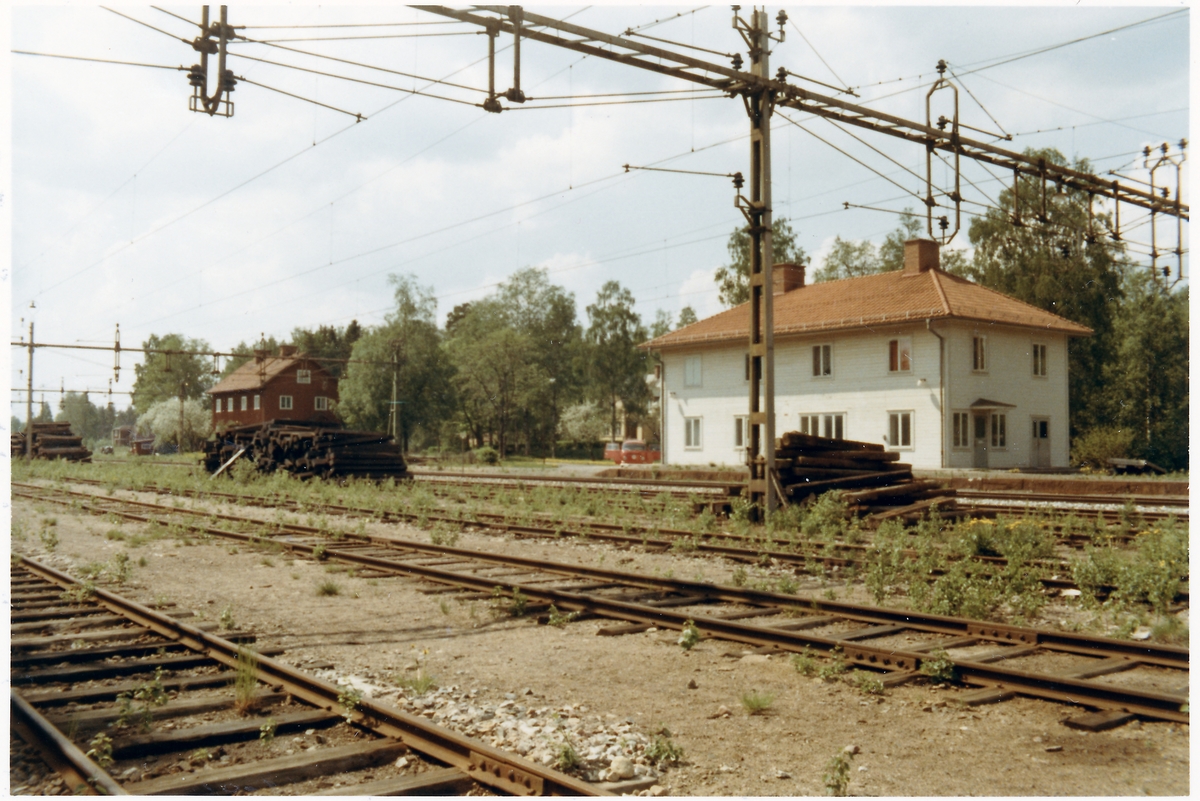 Byvalla station.