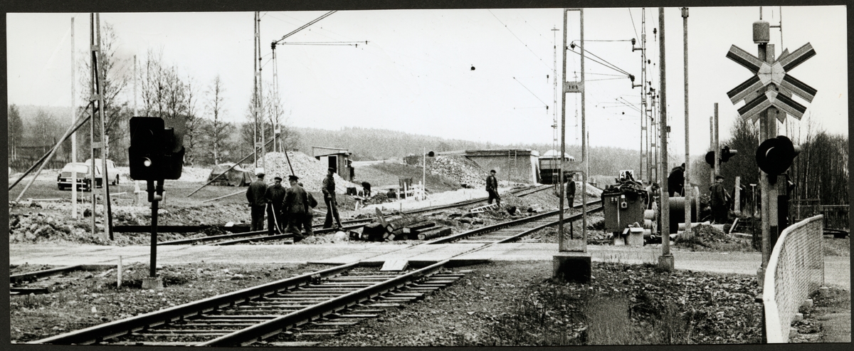 Reparation av järnvägsspåret vid utfarten från Storå till Lindesberg 1958.