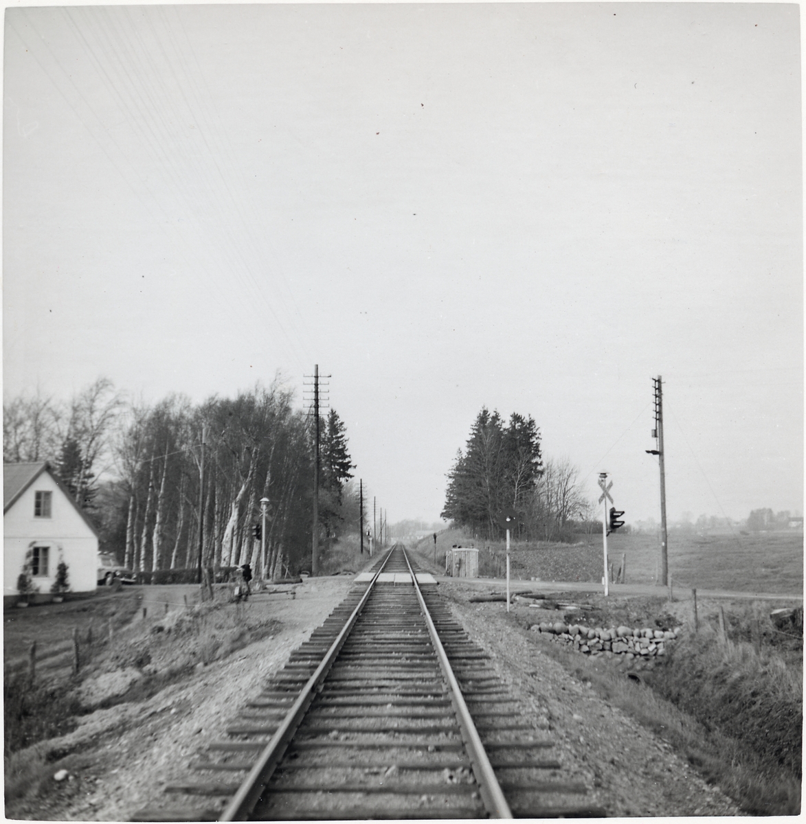 Järnvägsövergång vid Lövestadby.