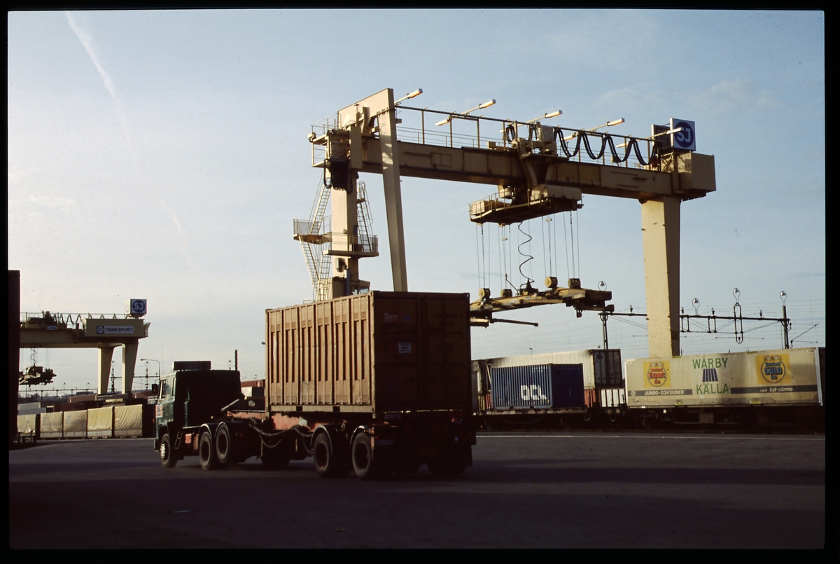 Statens Järnvägar, SJ containerterminal. - Järnvägsmuseet / DigitaltMuseum