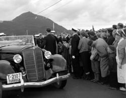 Bilen er en Buick 1935. (Info: Ivar Stav) - Foto fra 1000-år