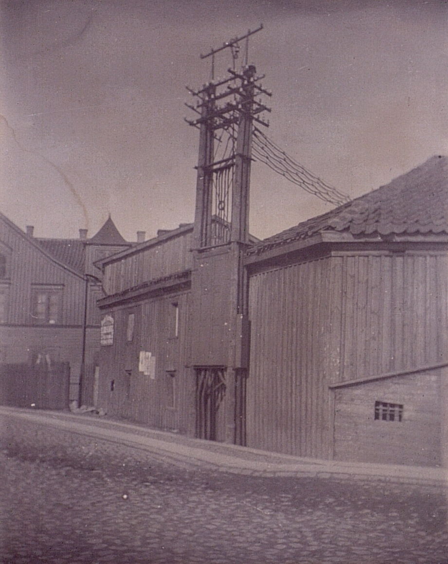 Telefonnät och stationer omkr. 1900. Motiv okänt.