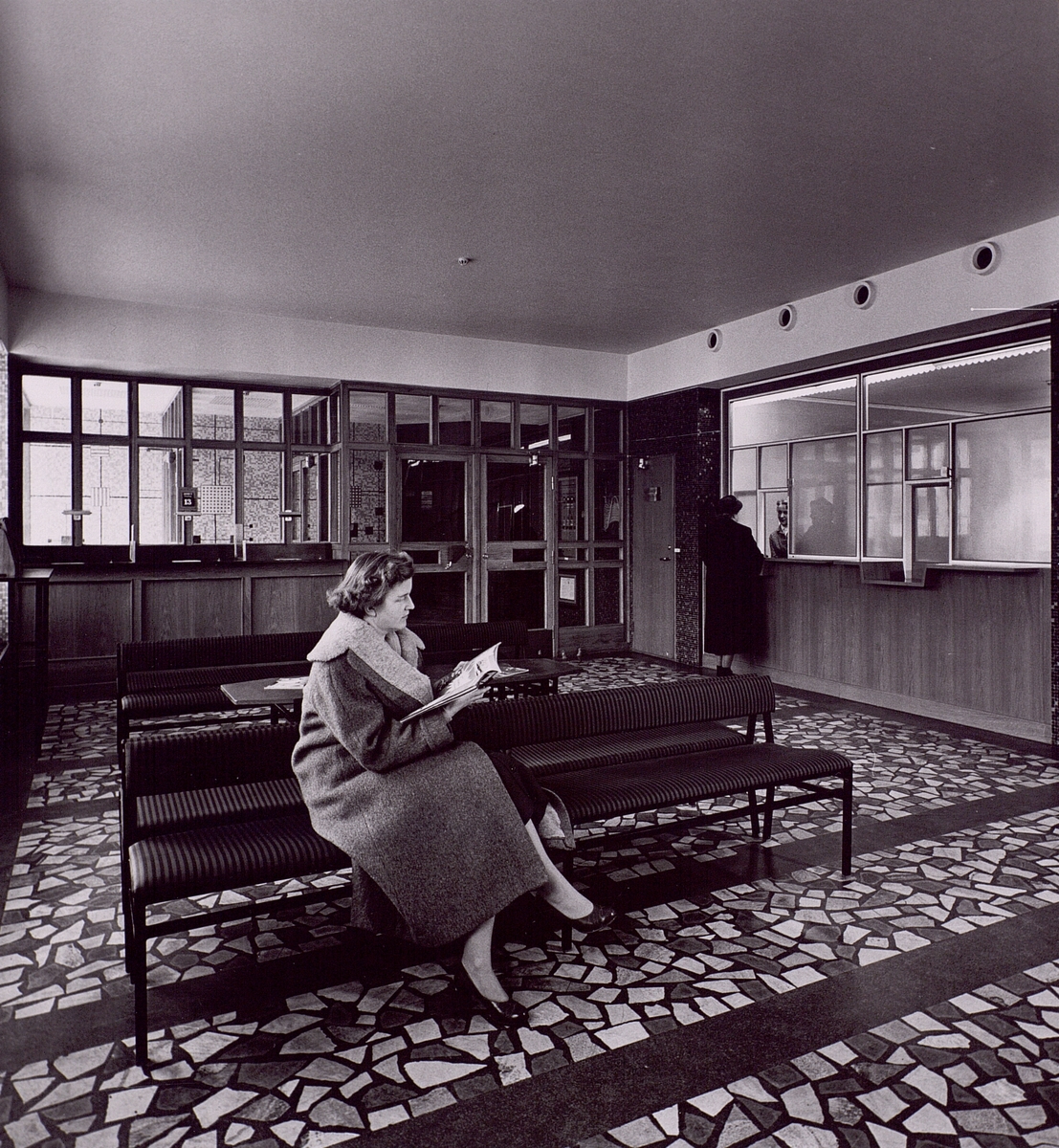 Sunne telefonstation år 1957.  Allmänhetens rum.