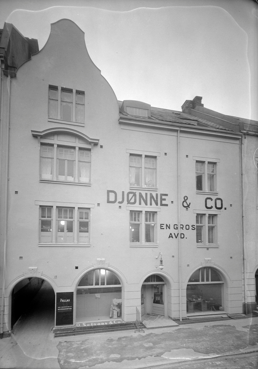 Djønne & Co's lager