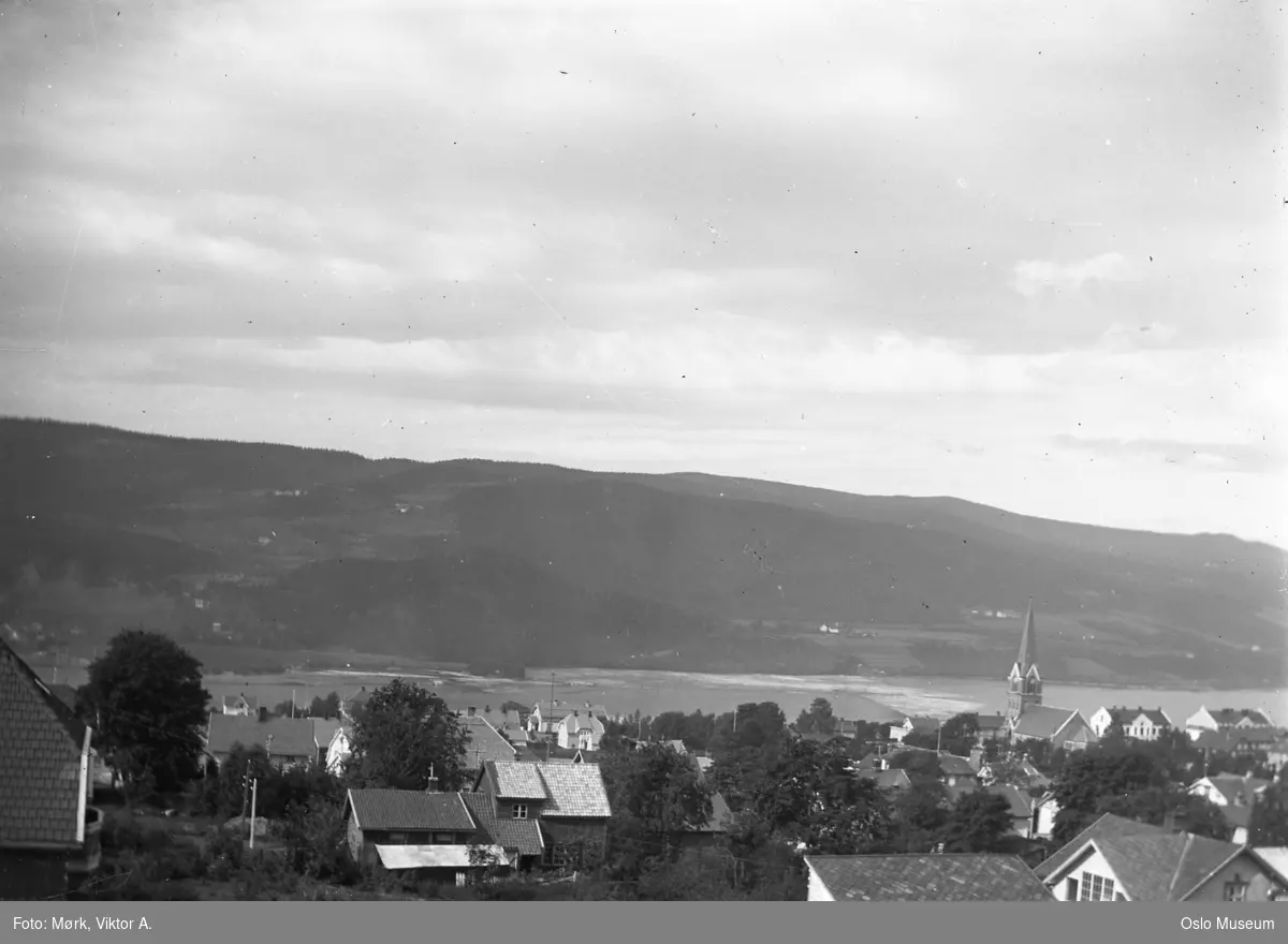 utsikt, villabebyggelse, Lillehammer kirke, bygårder, åser