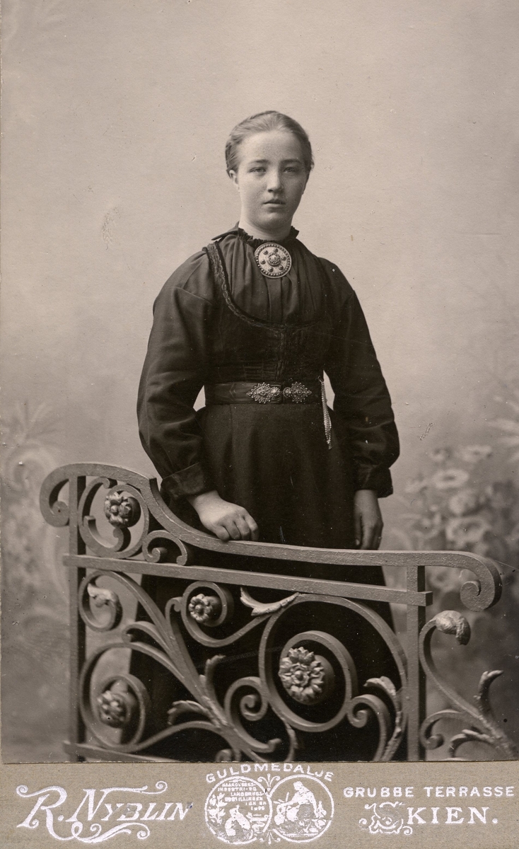 Portrettfoto av Ragnhild Lovald (f. Eika)
