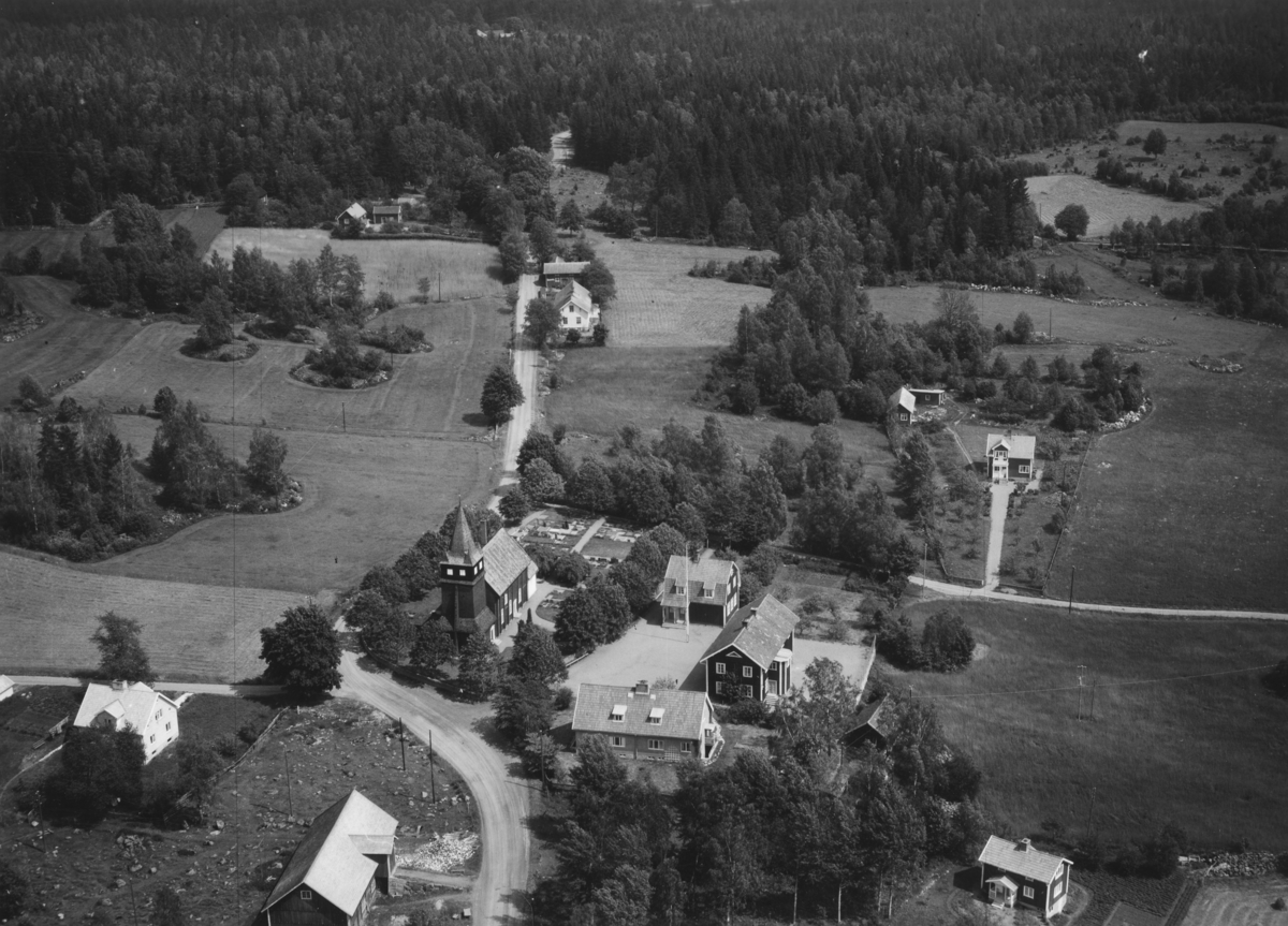 Flygfoto över Haurida i Jönköpings län. Nr 495/1956
