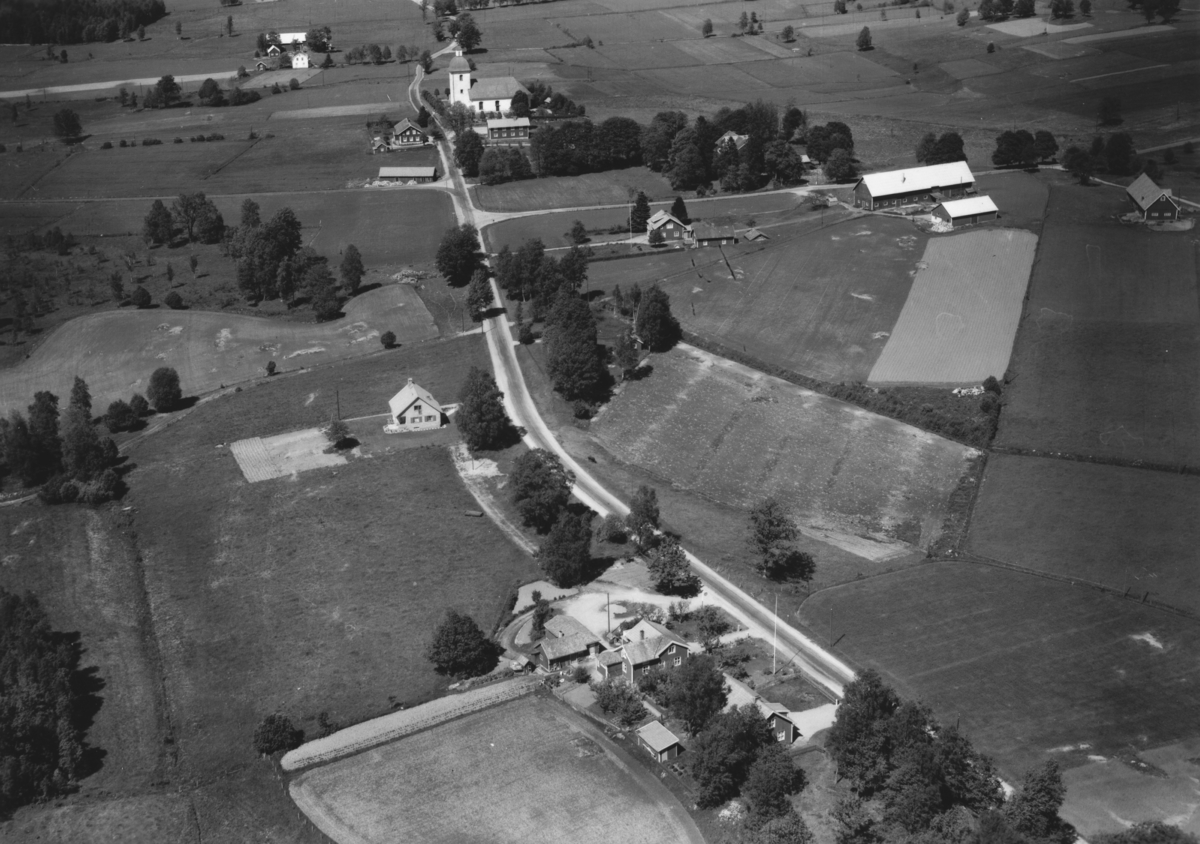 Flygfoto över Fryele Värnamo Kommun, Jönköpings län. Nr: 337/1957