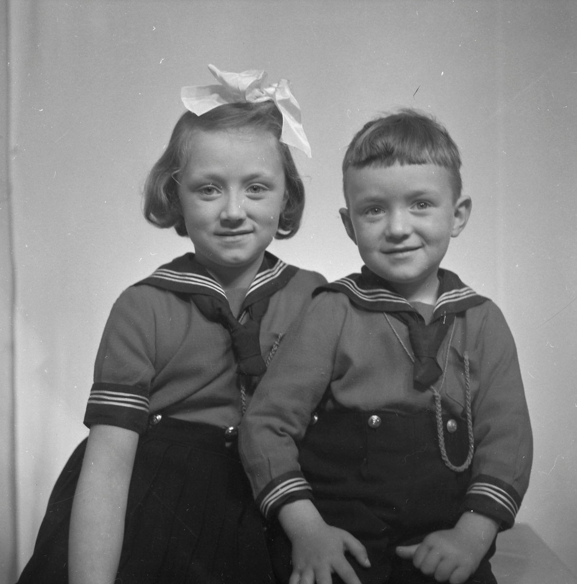 Åshild Hansen med bror