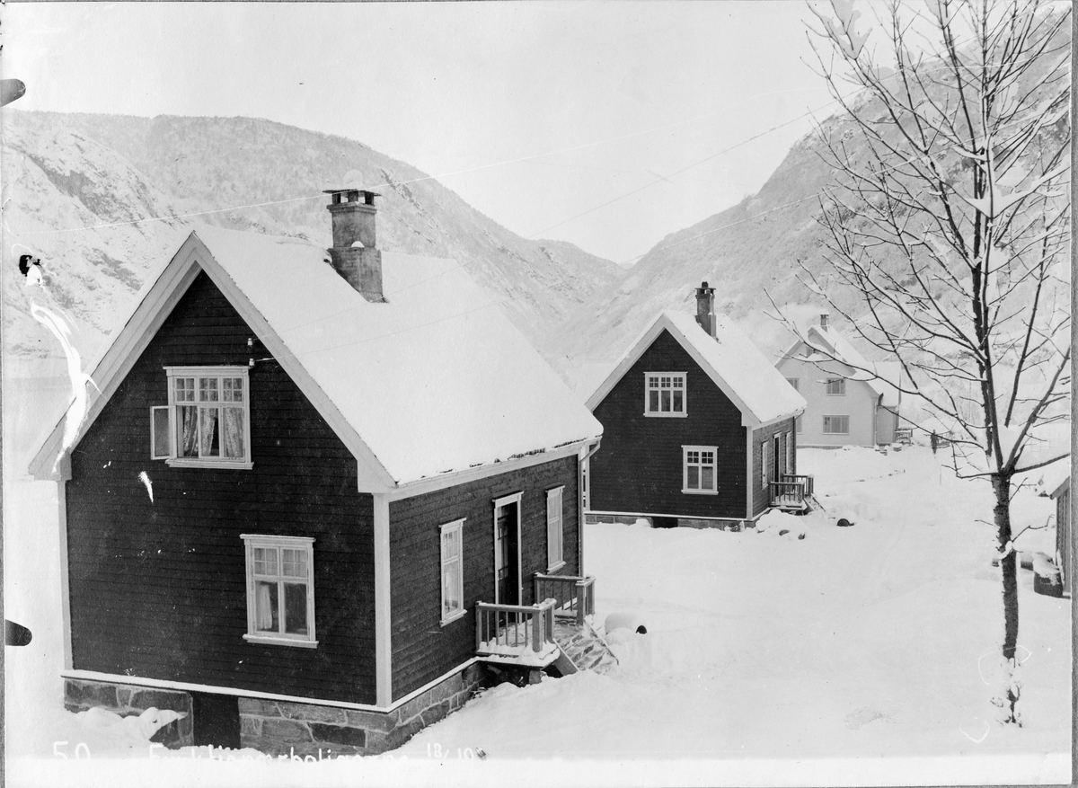 Funksjonærboliger vinterstid
Utbygging av Bergen Kraftanlæg i Samnanger
